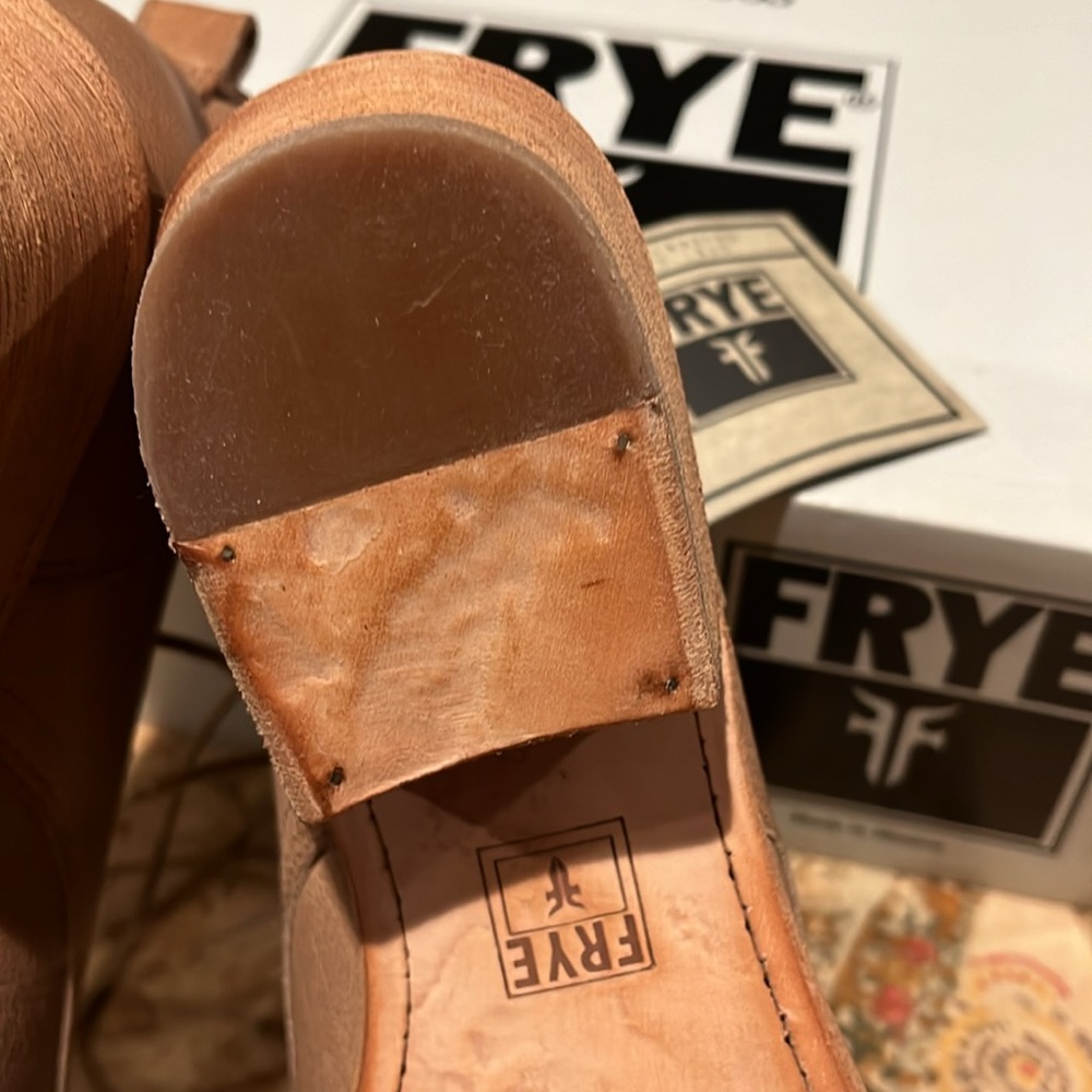 Frye Boots W-s 10 Authentic taupe - Picture 12 of 17